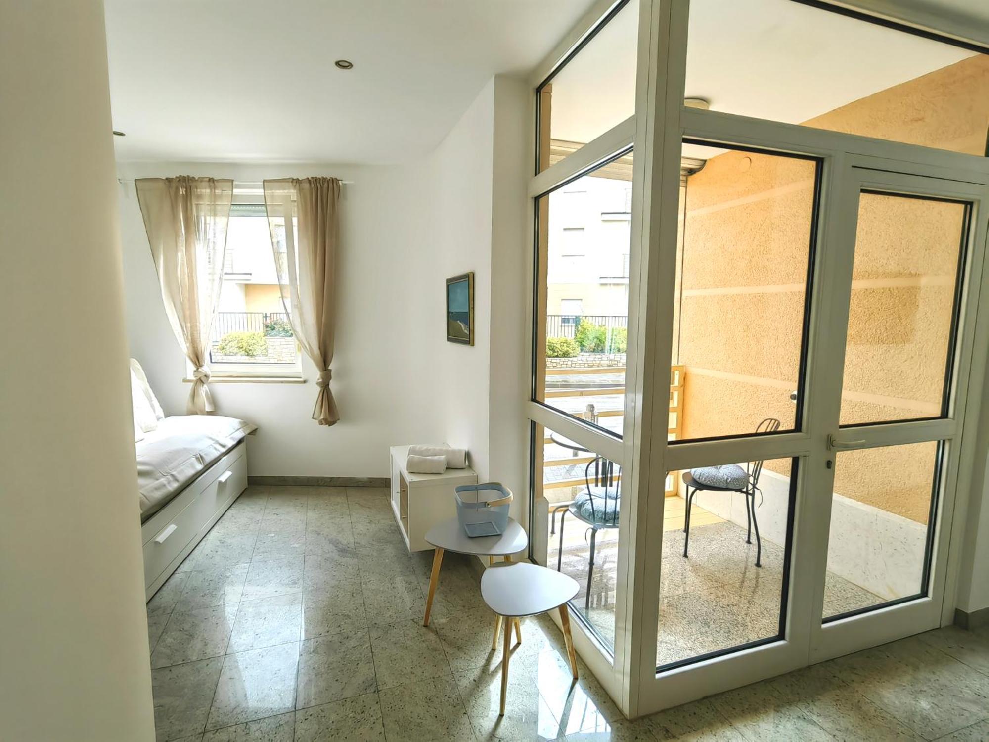 Sea View Apartment & Studio Apartment Bruno Умаг Екстериор снимка
