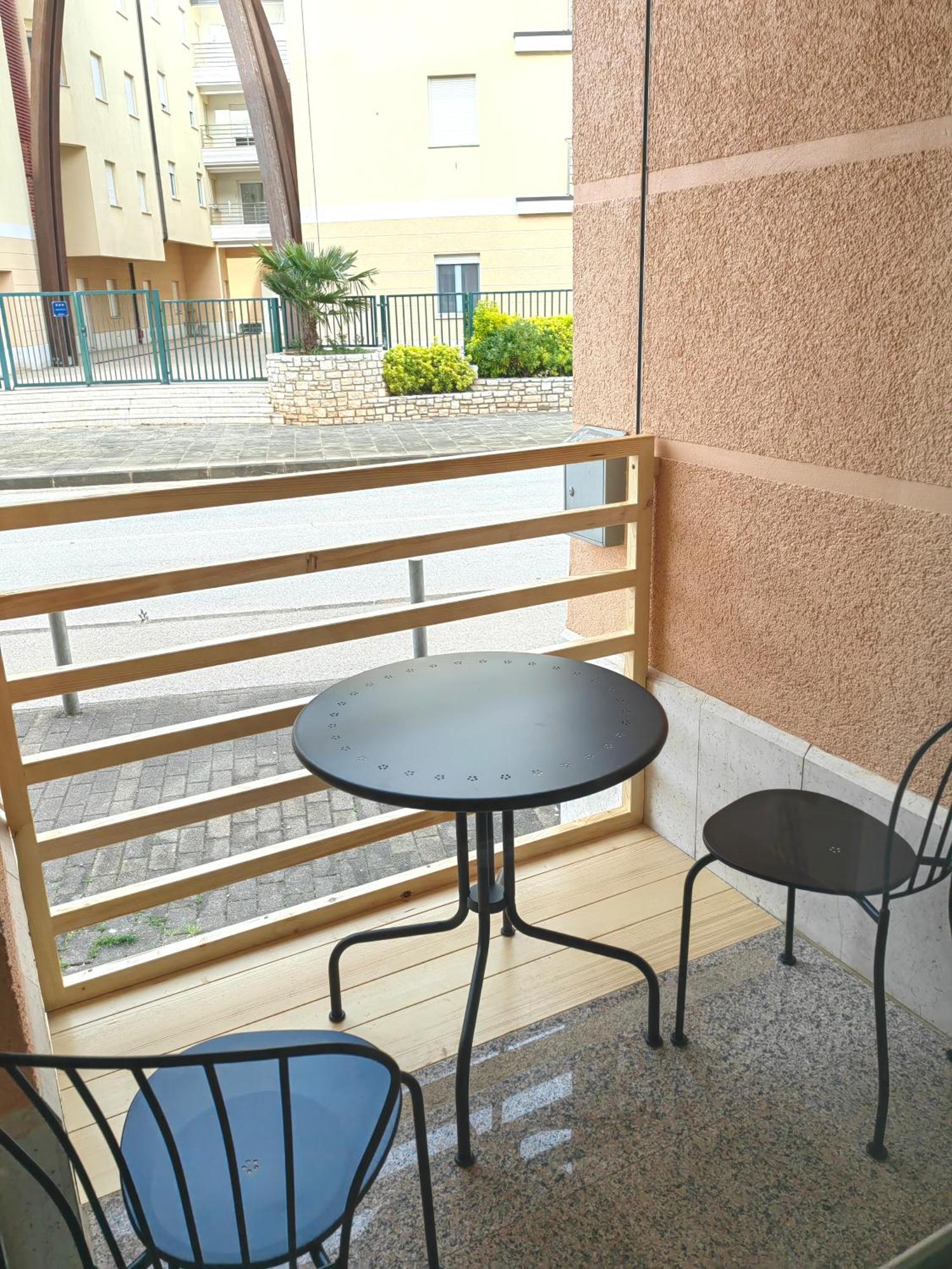 Sea View Apartment & Studio Apartment Bruno Умаг Екстериор снимка